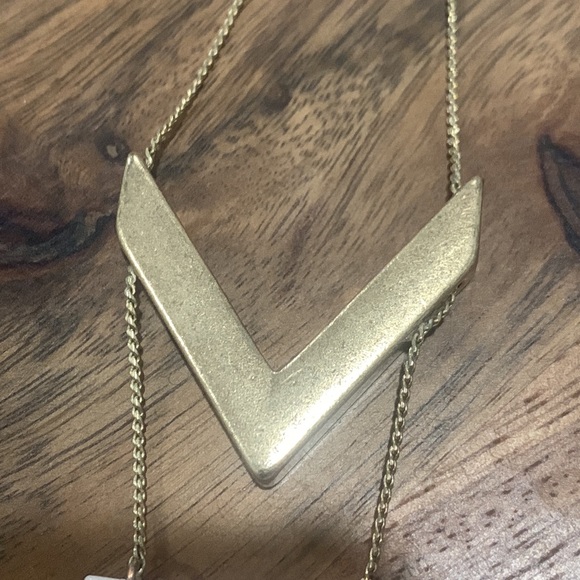 Long pink and gold necklace - Picture 4 of 4